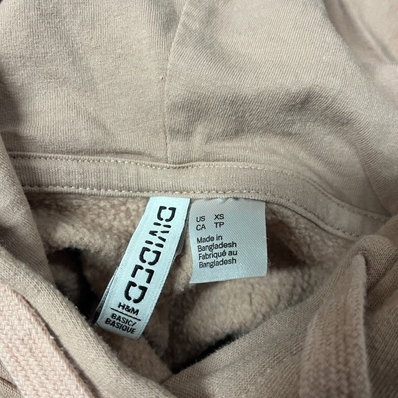 H&M Womens Hoodie Sweatshirt Size XS Embroidered Heart Pink Tan - Picture 4 of 5